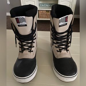 Men’s Vans Snow boots, size 12, Rare color combo